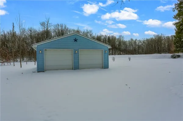 a view of a garage
