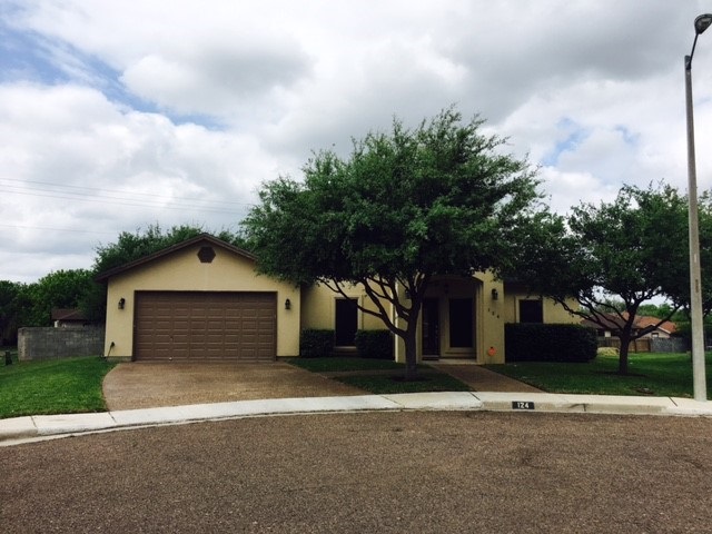 124 Tamarack Loop Laredo, TX 78045 - Photo 1 of 17 Gallery Image 1