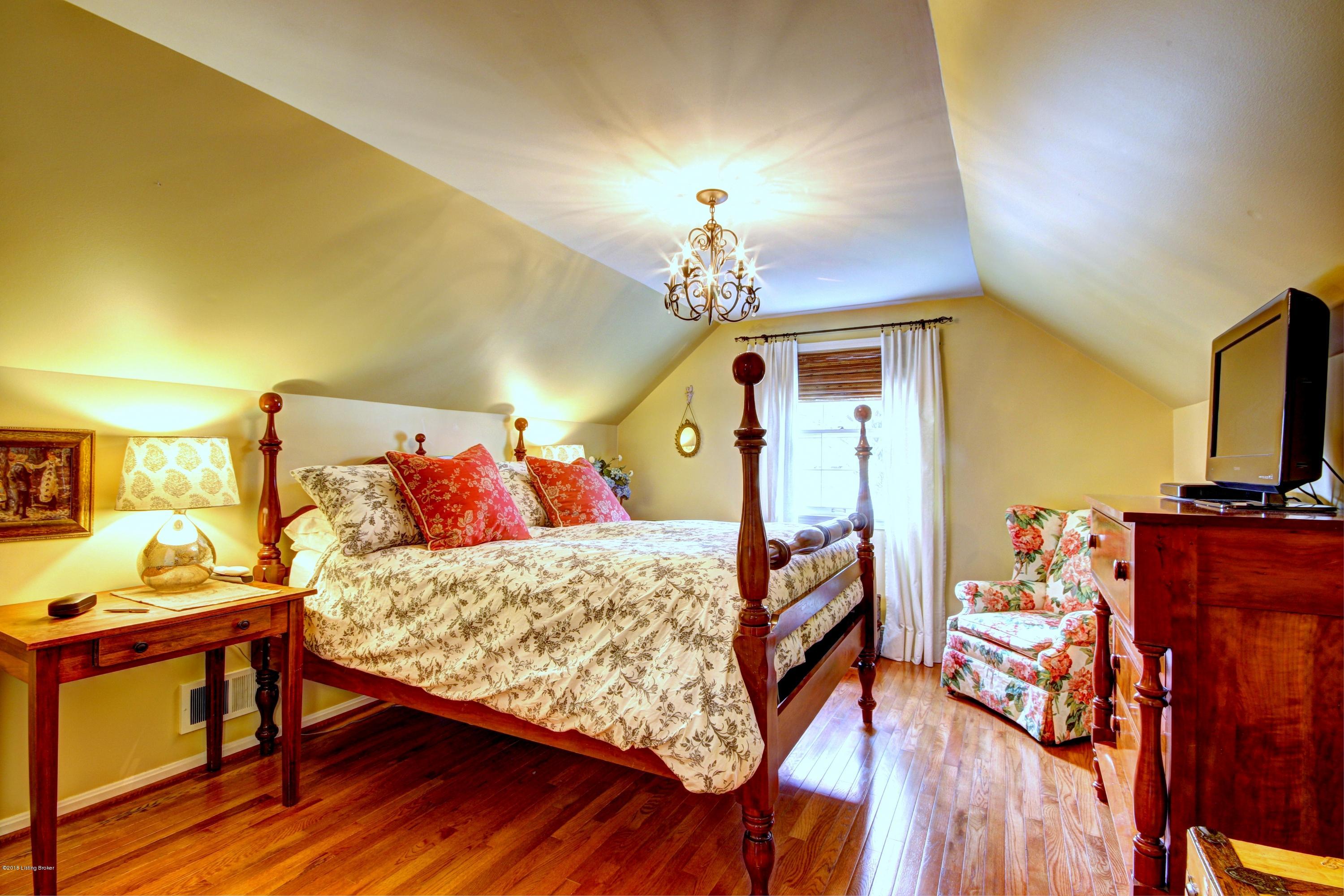 311 Biltmore Road Louisville, KY 40207 - Photo 37 of 49 1 Biltmore Road #39