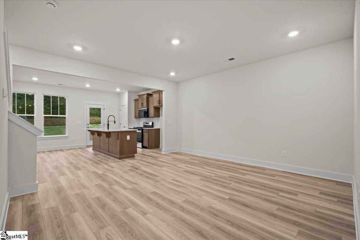 1234 Cherry Orchard Road Moore, SC 29369 - Photo 8 of 30 Gallery Image 8