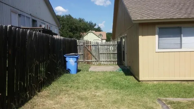 $1,650 | 507 Cutty Trail, Unit B, Lakeway, TX 78734