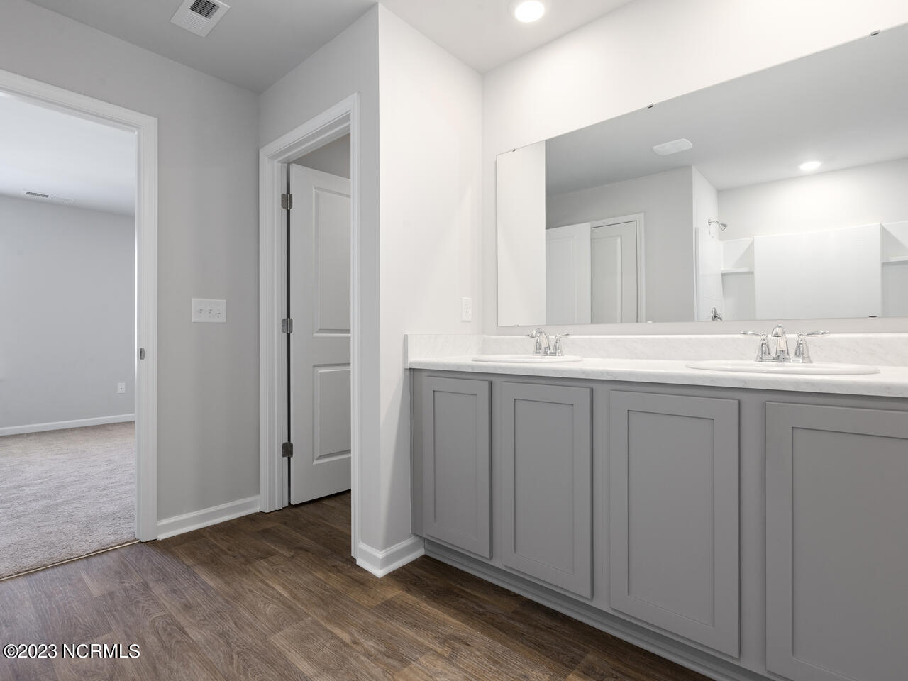 402 Folkstone Road, Unit LOT 71 Holly Ridge, NC 28445 - Photo 29 of 37 primary bathroom