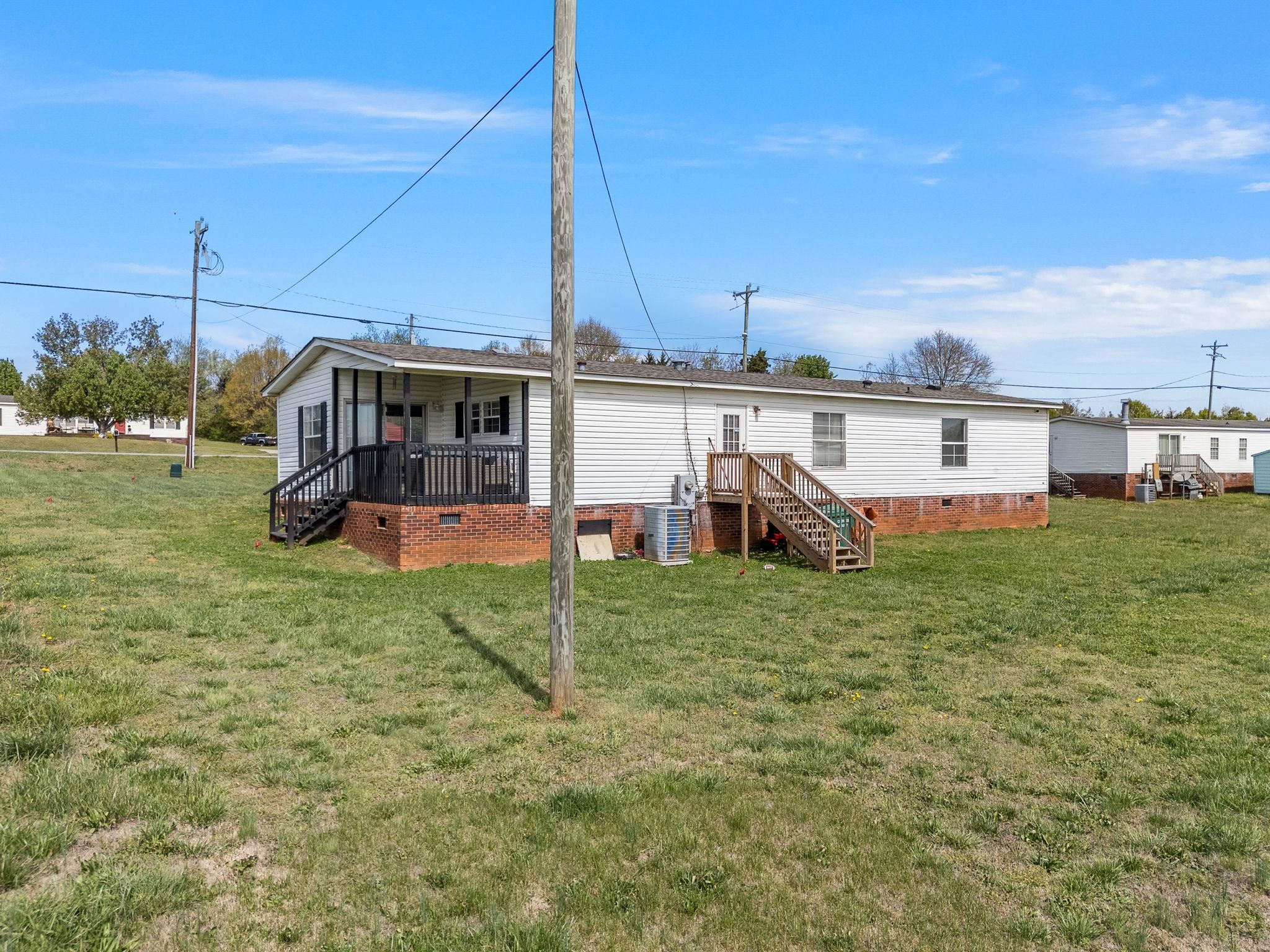 542 Ellis Ferry Road Gaffney, SC 29341 - Photo 31 of 44 Gallery Image 31
