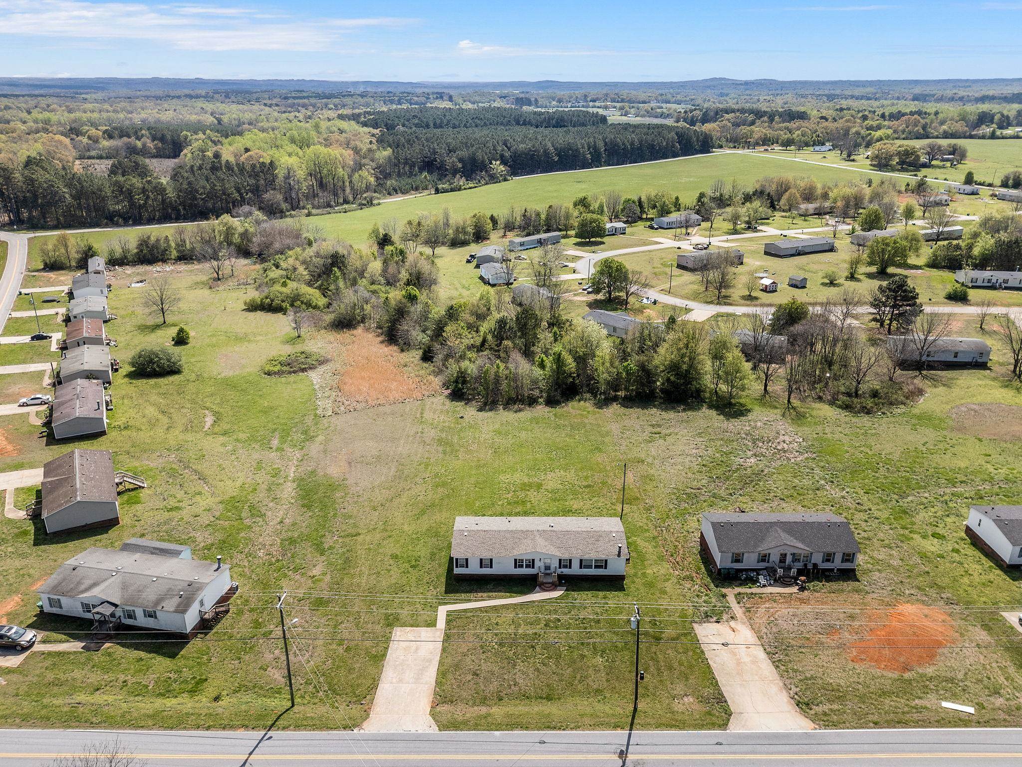 542 Ellis Ferry Road Gaffney, SC 29341 - Photo 37 of 44 Gallery Image 37