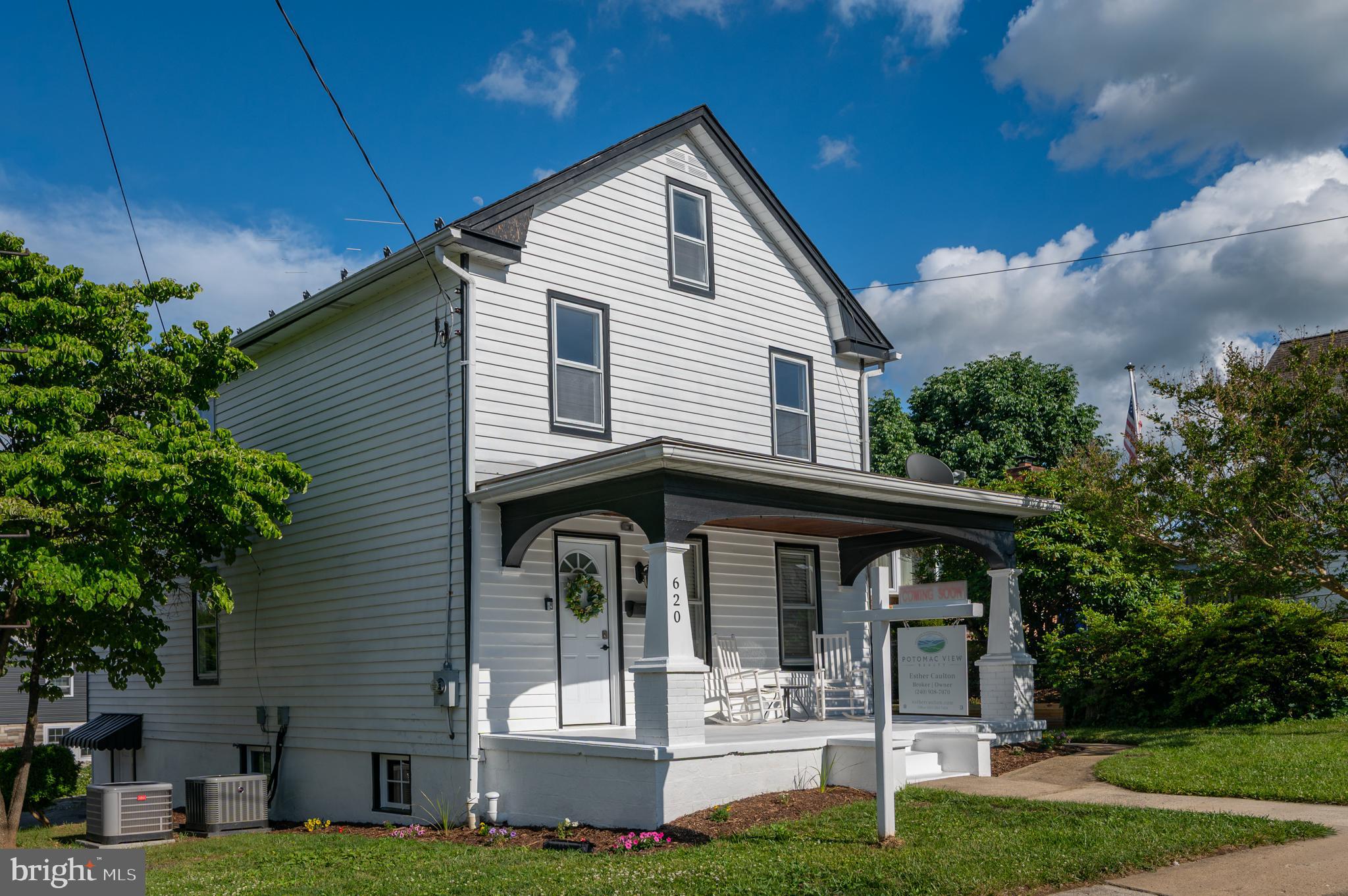 620 North Maple Avenue Brunswick, MD 21716 - Photo 2 of 55