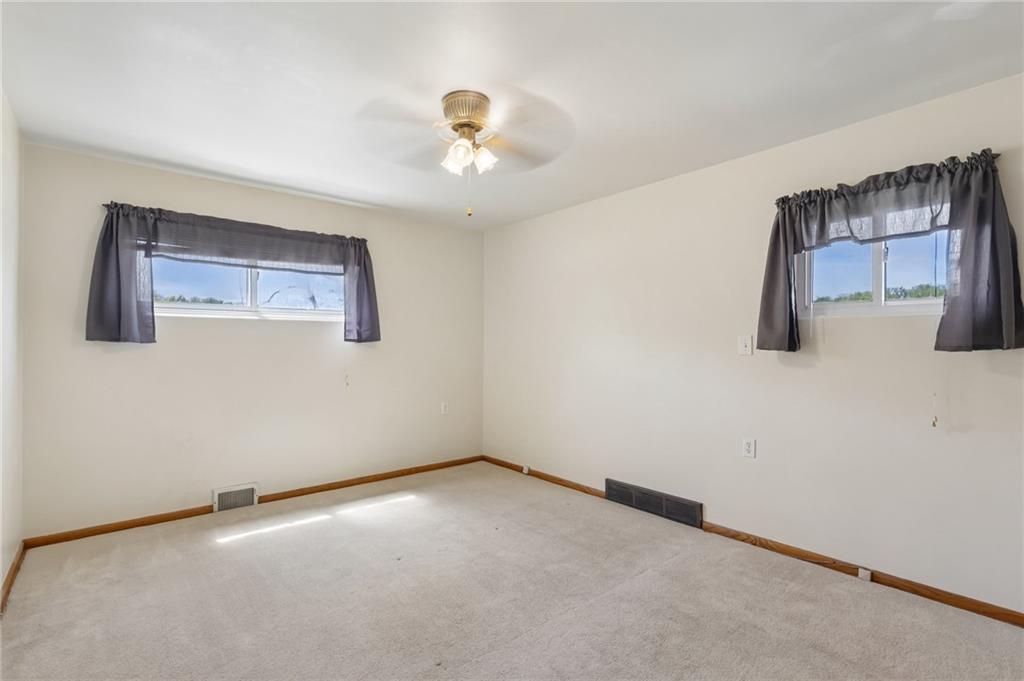 636 Sandy Hill Road Valencia, PA 16059 - Photo 7 of 15 Bedroom 1
