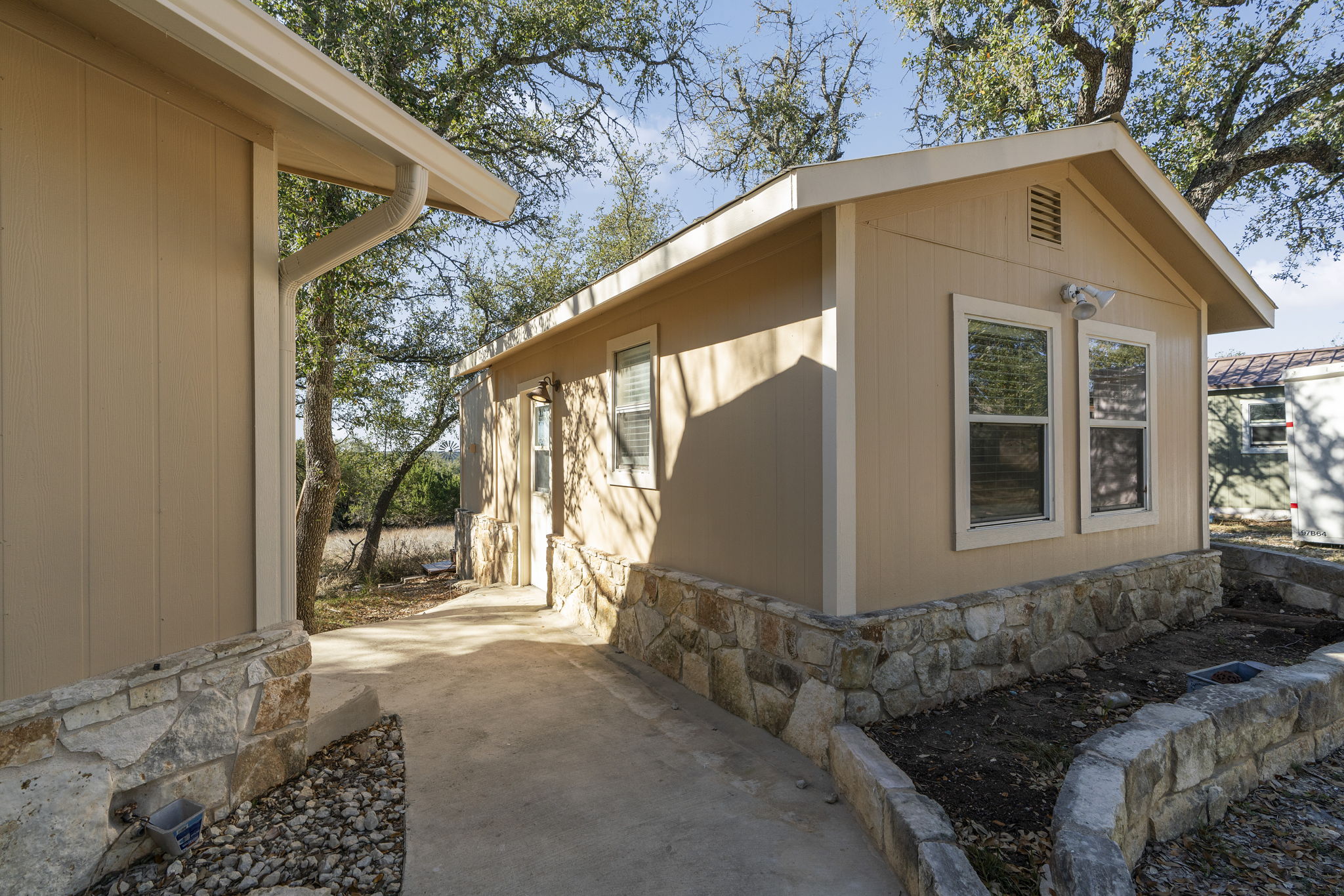 2058 Montell Road Wimberley, TX 78676 - Photo 22 of 35