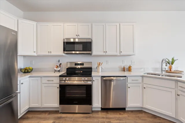 $384,900 | 6708 Jorgensen Avenue South, Cottage Grove, MN 55016