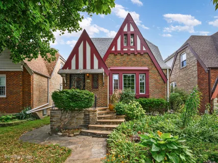 $495,000 | 3243 North Oak Park Avenue, Chicago, IL 60634