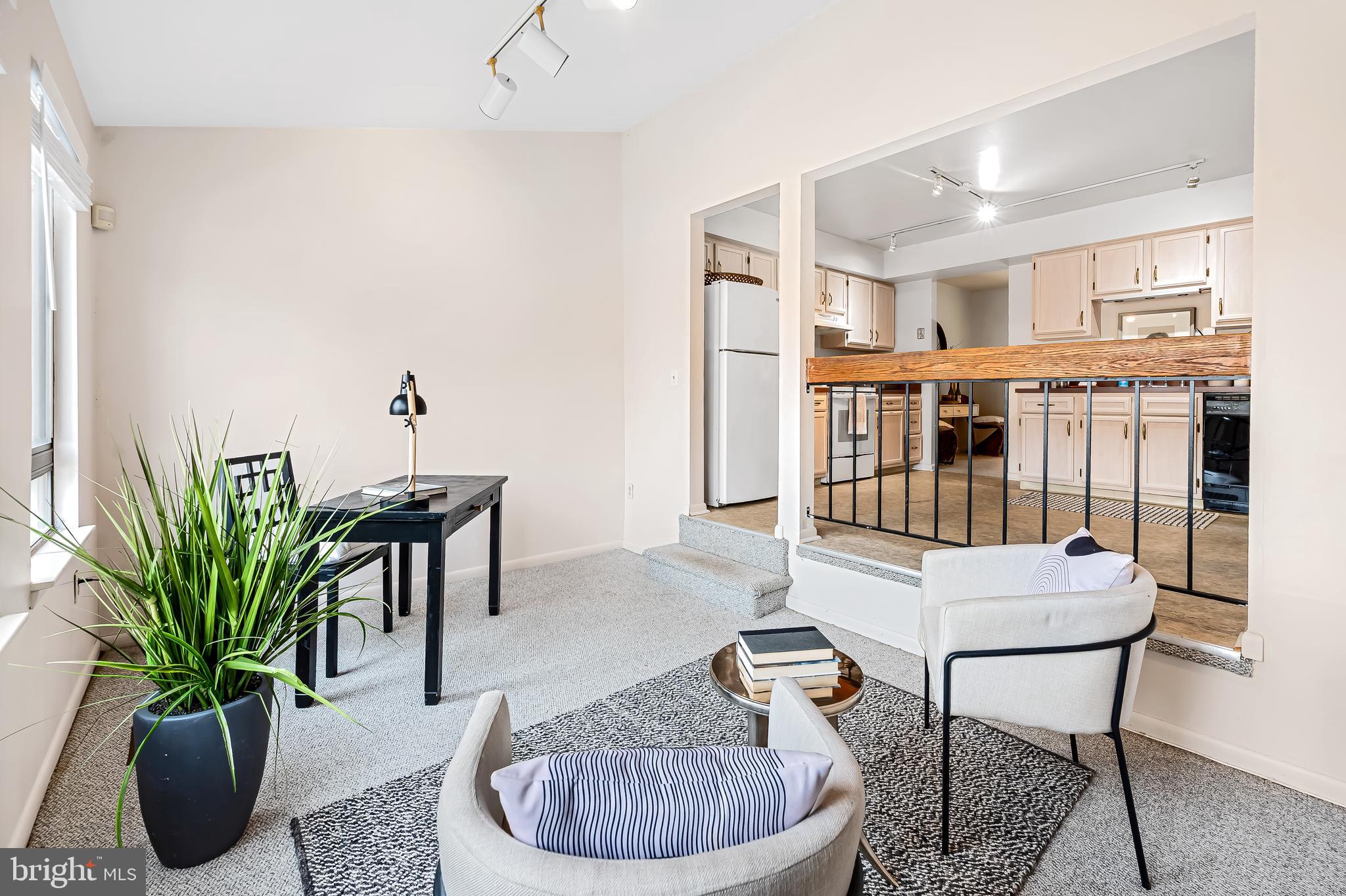 4320 Roland Springs Drive Baltimore, MD 21210 - Photo 12 of 44