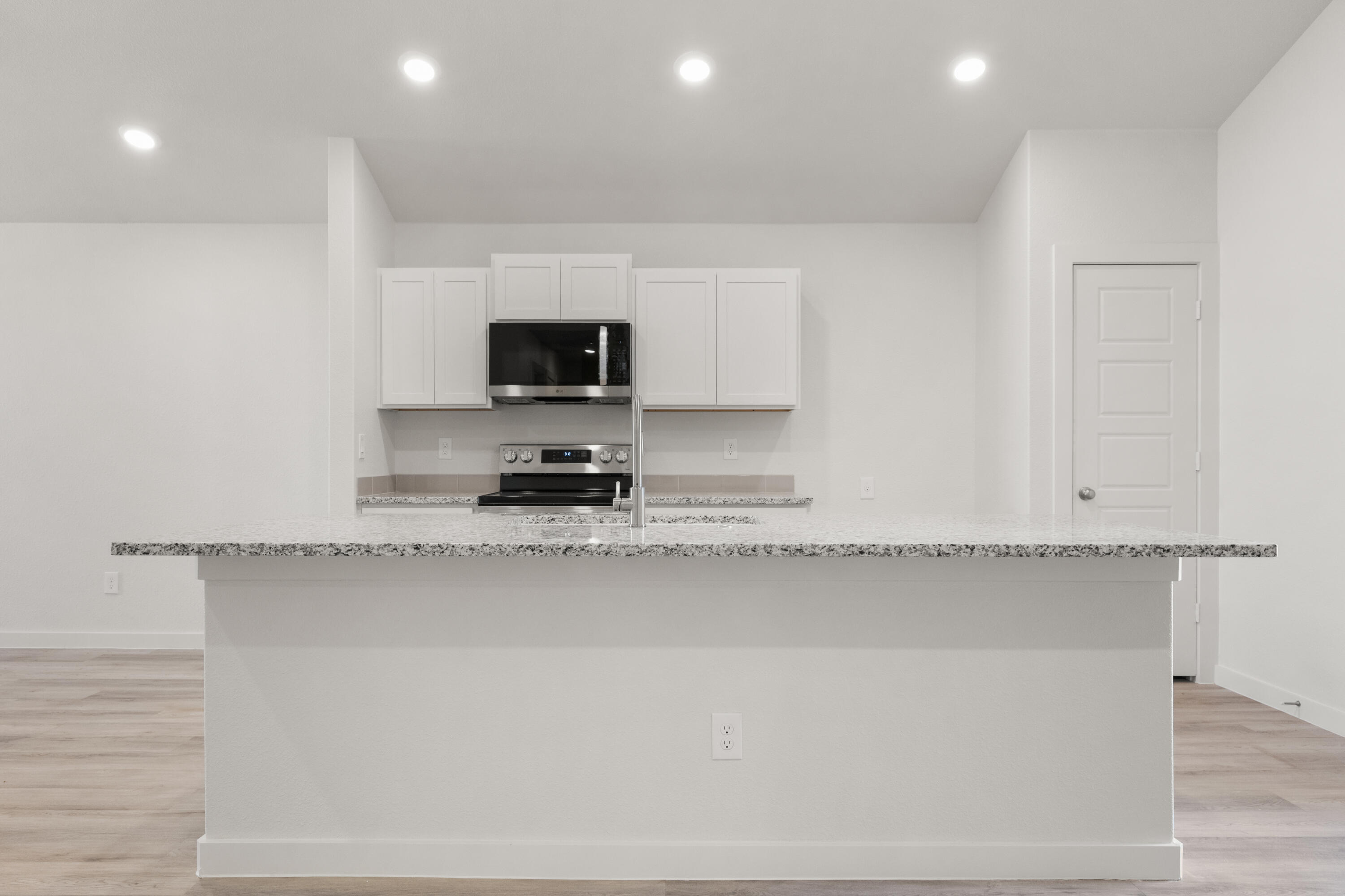 5633 Smith Street Lubbock, TX 79416 - Photo 11 of 21 10-5633 Smith_9808