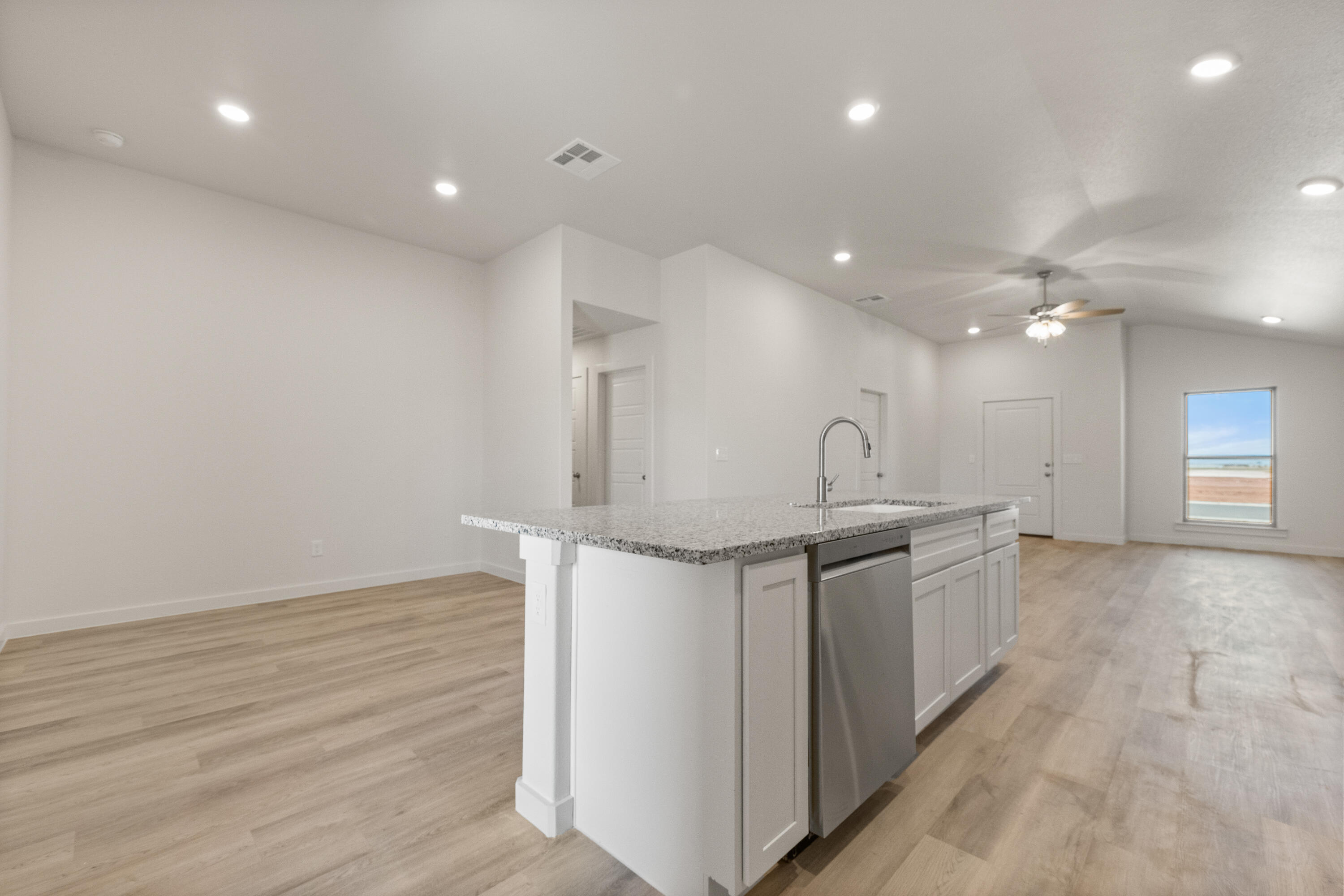 5633 Smith Street Lubbock, TX 79416 - Photo 13 of 21 12-5633 Smith_9818