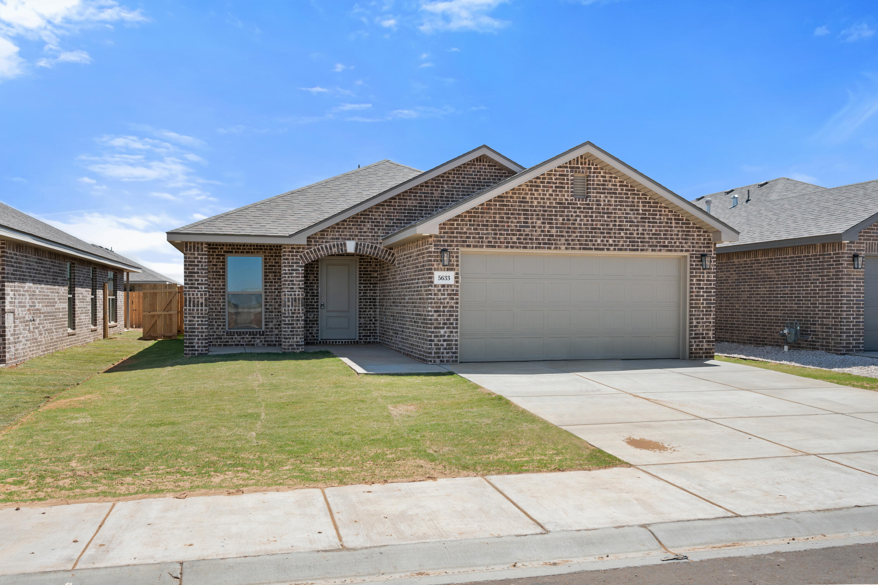 5633 Smith Street Lubbock, TX 79416 - Photo 2 of 21 01-5633 Smith_9768
