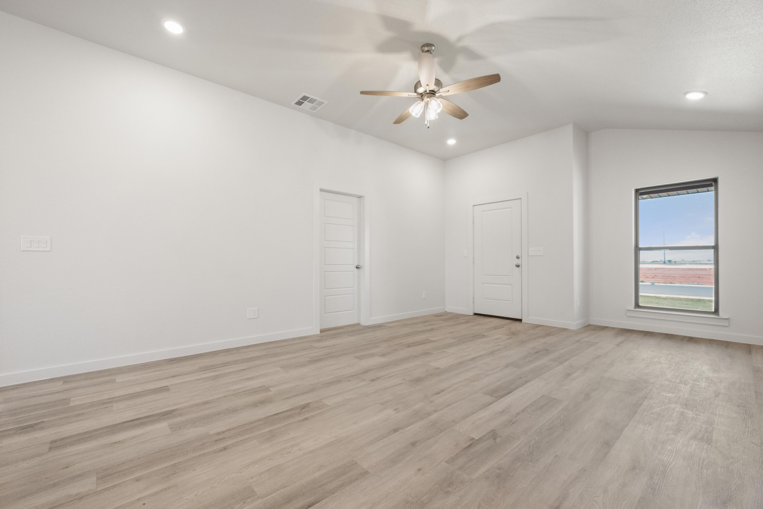 5633 Smith Street Lubbock, TX 79416 - Photo 7 of 21 06-5633 Smith_9788