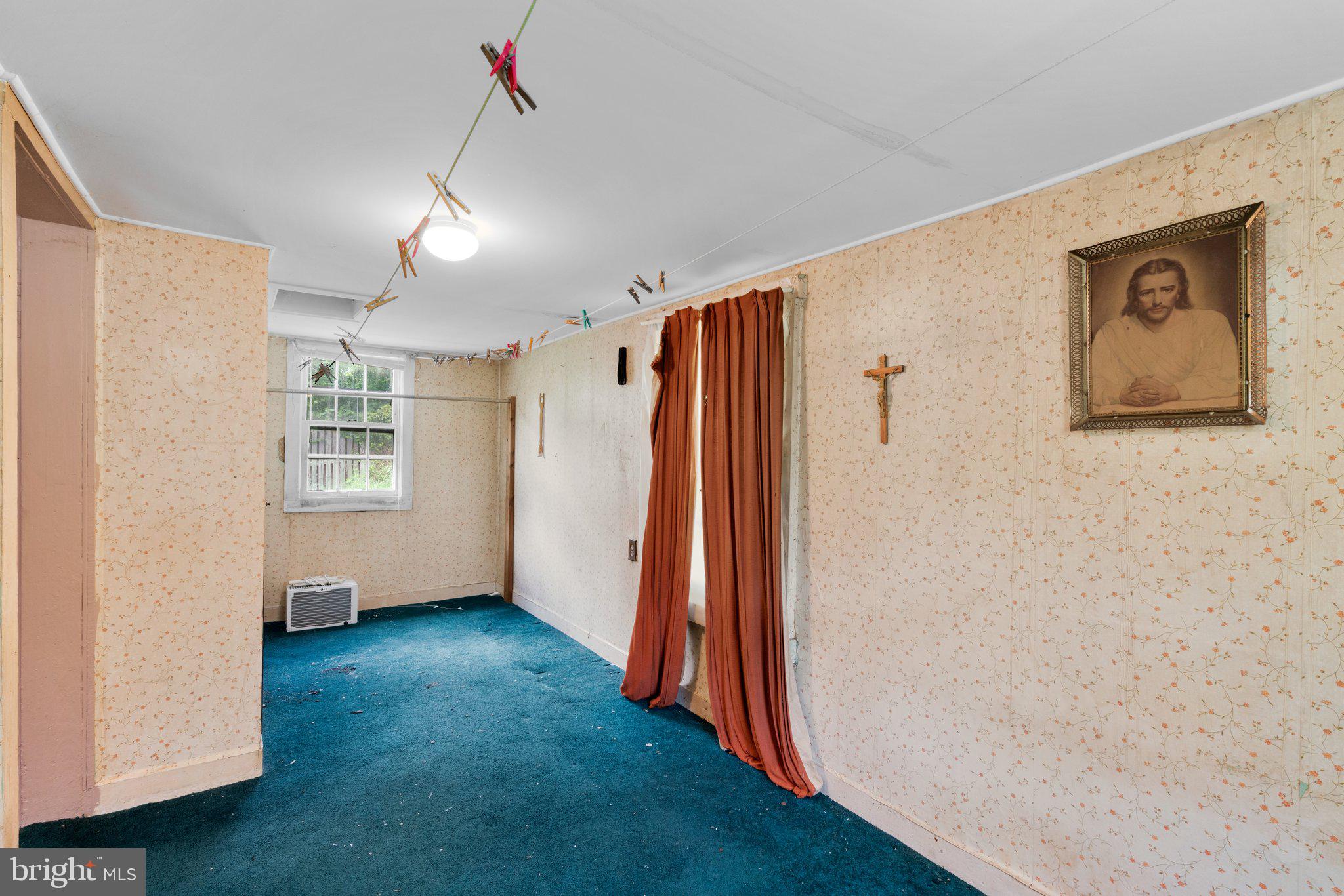 780 Hollow Road Ellicott City, MD 21043 - Photo 25 of 33 2nd level bedroom