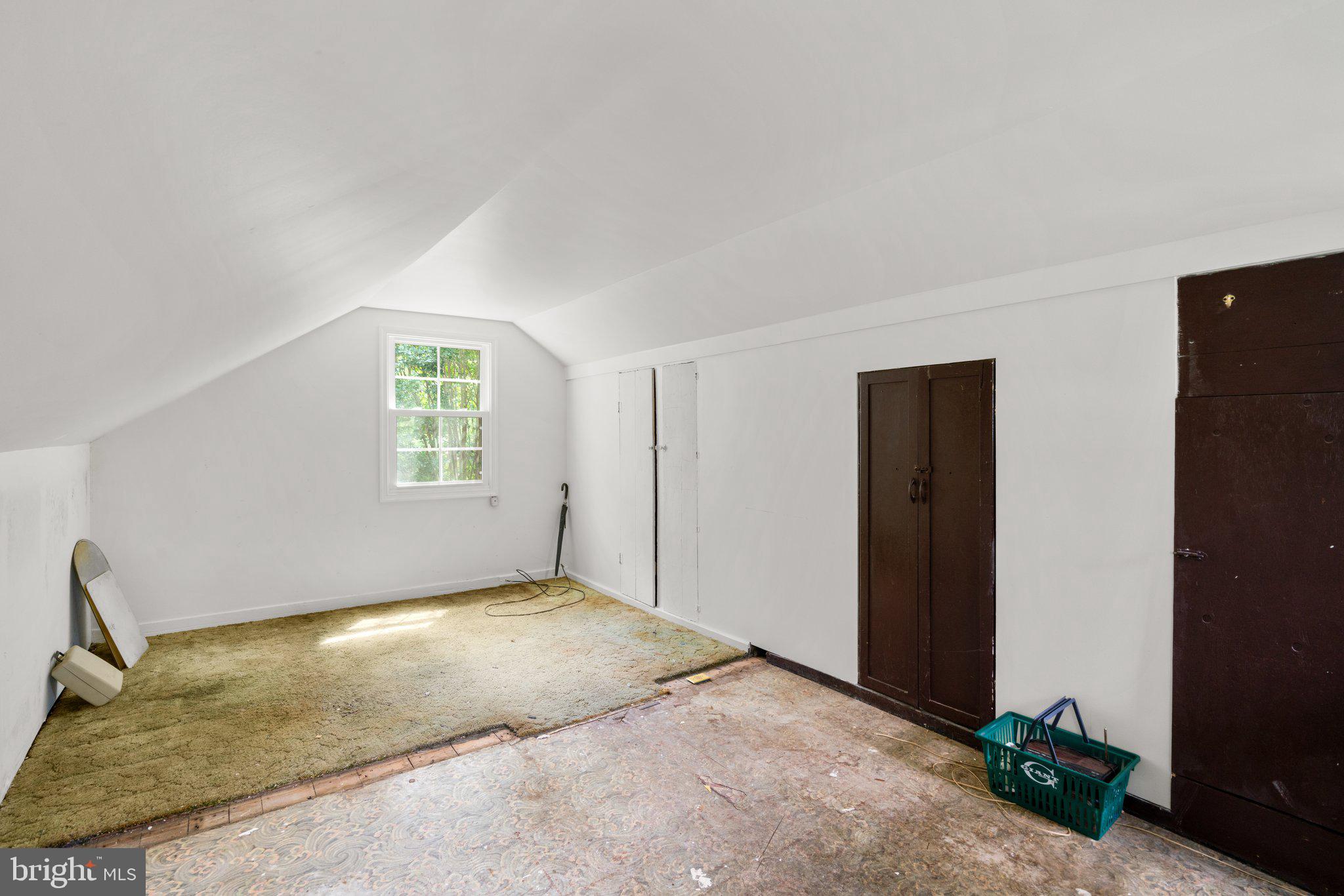 780 Hollow Road Ellicott City, MD 21043 - Photo 29 of 33 Third level bedroom
