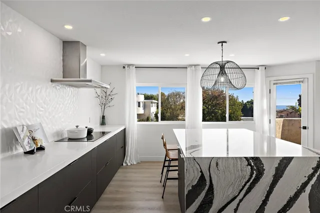 $6,300 | 33791 Mariana Drive, Unit 1, Dana Point, CA 92629