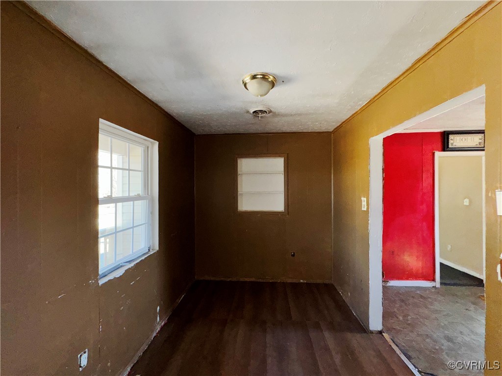 24217 Old Vaughan Road Dinwiddie, VA 23841 - Photo 9 of 17