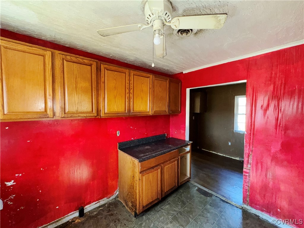 24217 Old Vaughan Road Dinwiddie, VA 23841 - Photo 10 of 17