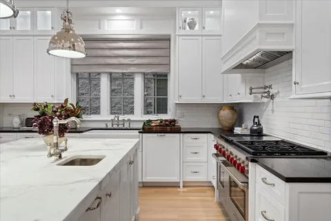 $3,500,000 | 2633 North Dayton Street, Chicago, IL 60614