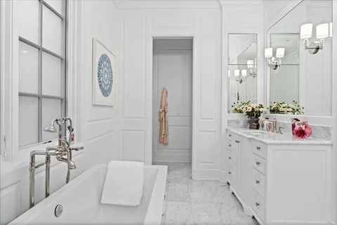 $3,500,000 | 2633 North Dayton Street, Chicago, IL 60614