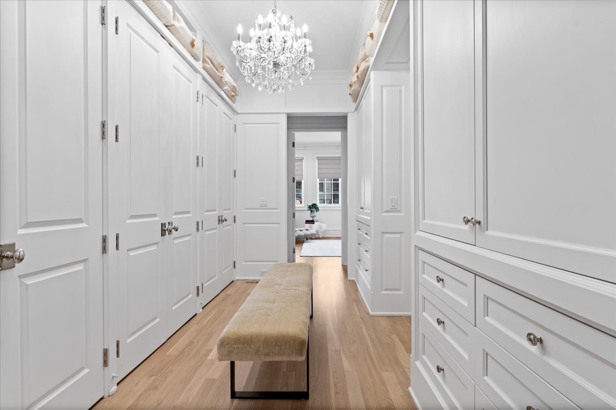 2633 North Dayton Street Chicago, IL 60614 - Photo 25 of 43 a view of a hallway with chandelier