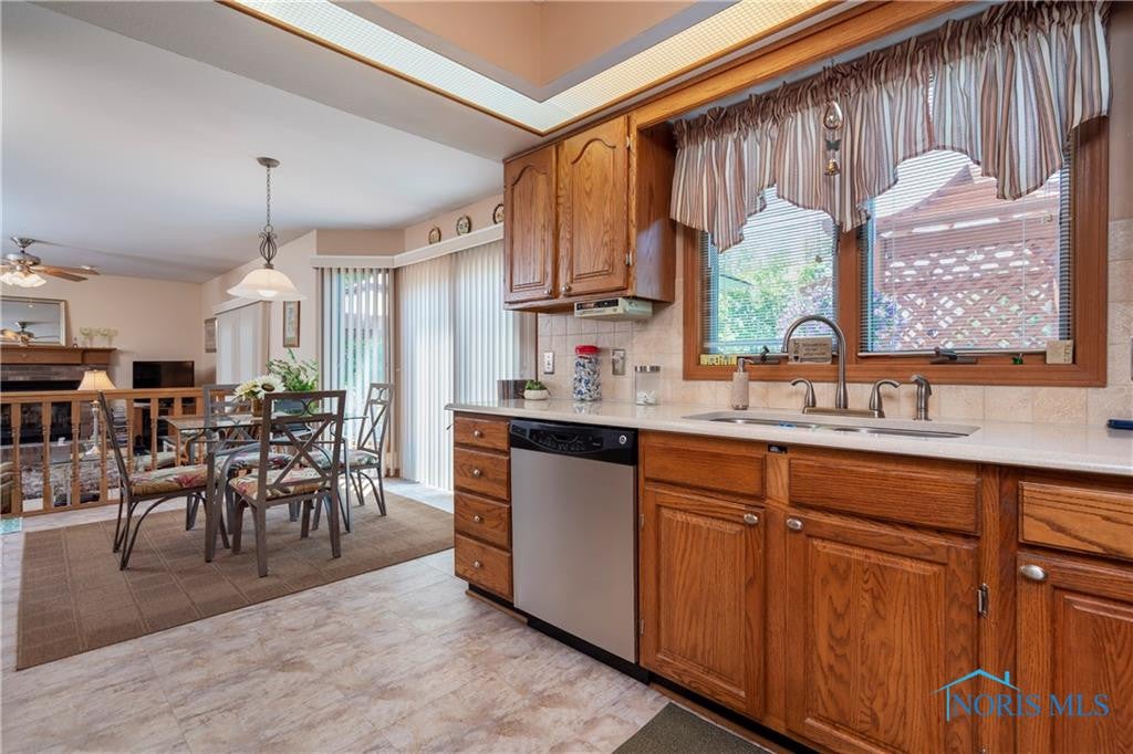 8005 Bittersweet Road Sylvania, OH 43560 - Photo 23 of 36 Gallery Image 23