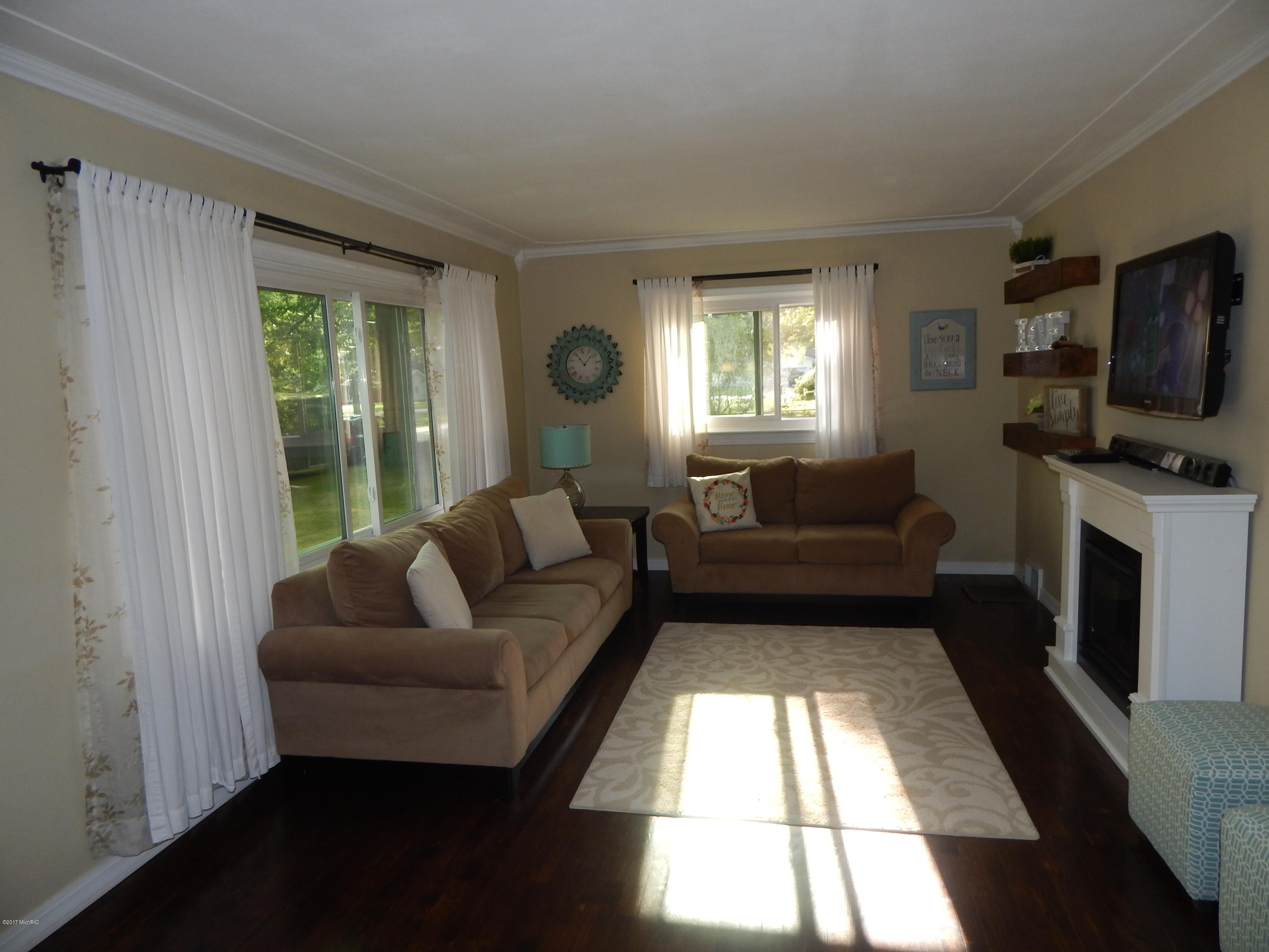 1240 Anna Road Muskegon, MI 49445 - Photo 23 of 64 DSCN2750