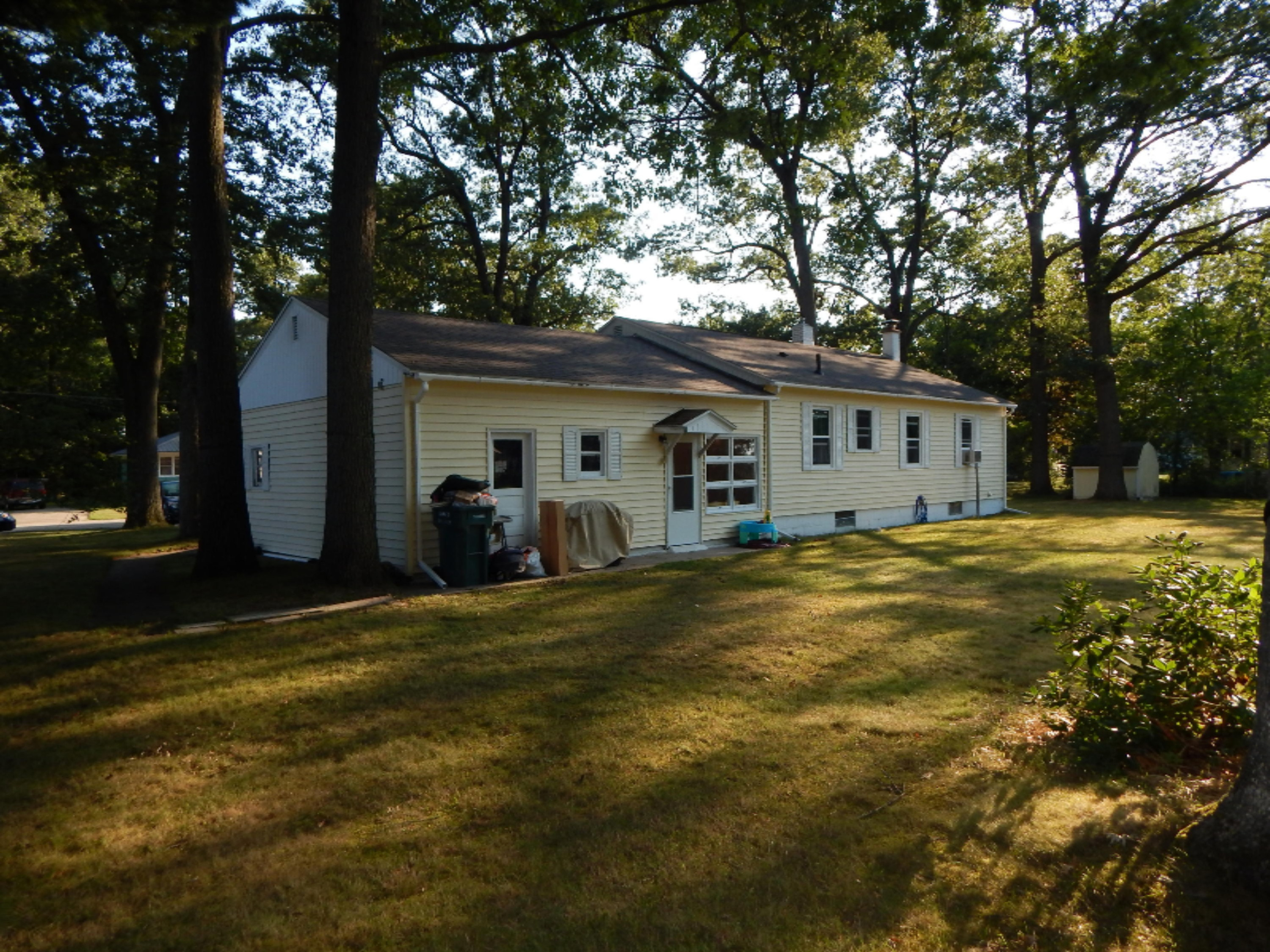 1240 Anna Road Muskegon, MI 49445 - Photo 6 of 64 DSCN2790