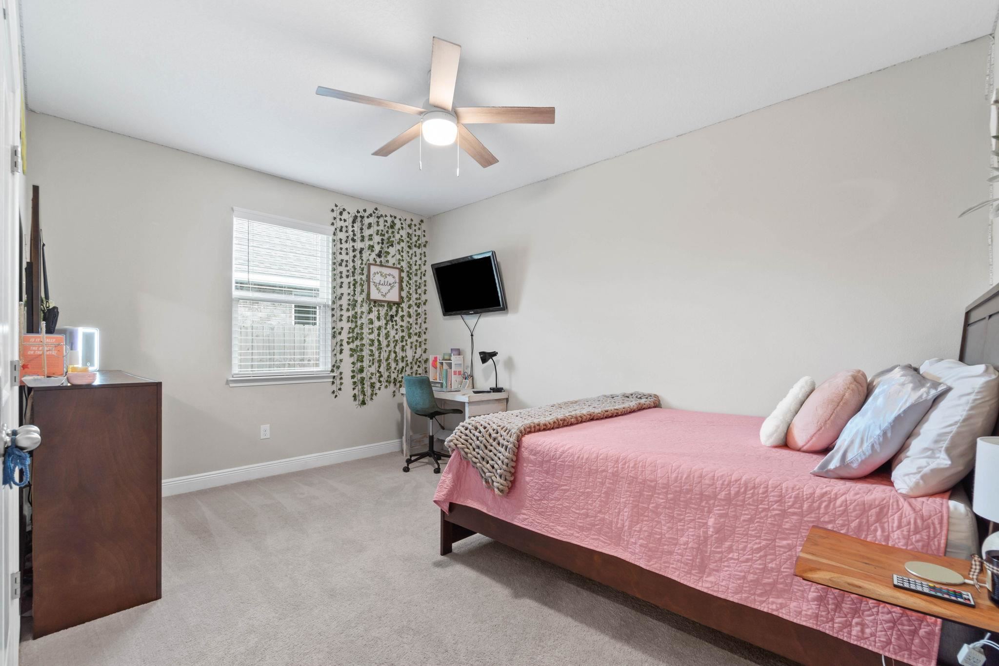 1744 Saroco Road Gulf Breeze, FL 32563 - Photo 23 of 50 Gallery Image 23