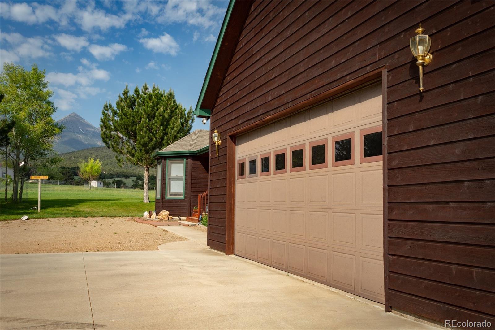 199 East Blarney Stone Road Howard, CO 81233 - Photo 4 of 35 Gallery Image 4