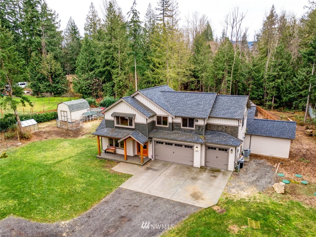 869 Bennett Road Bellingham, WA 98229 - Photo 1 of 35 Gallery Image 1