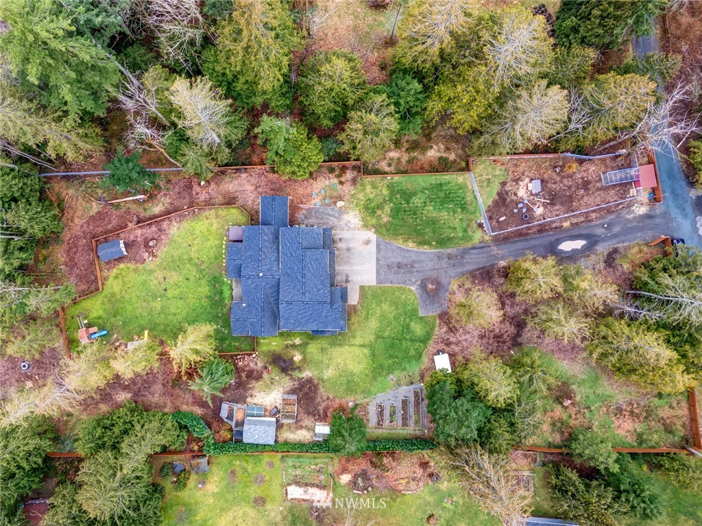 869 Bennett Road Bellingham, WA 98229 - Photo 3 of 35 Gallery Image 3