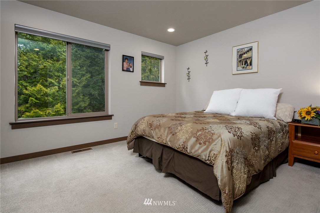 869 Bennett Road Bellingham, WA 98229 - Photo 23 of 35 Gallery Image 23