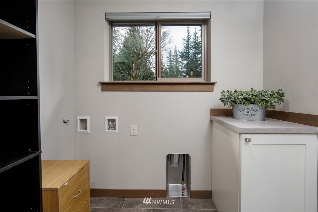 869 Bennett Road Bellingham, WA 98229 - Photo 31 of 35 Gallery Image 31