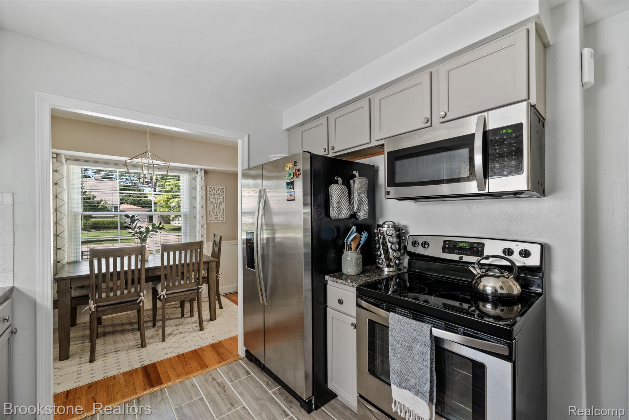 1474 Oakley Road Clawson, MI 48017 - Photo 6 of 29 Gallery Image 6