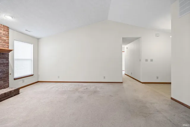 $1,800 | 116 North Furlong Drive, Lafayette, IN 47905