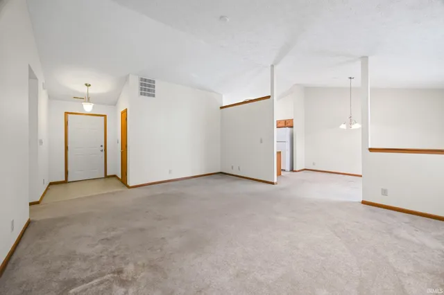 $1,800 | 116 North Furlong Drive, Lafayette, IN 47905