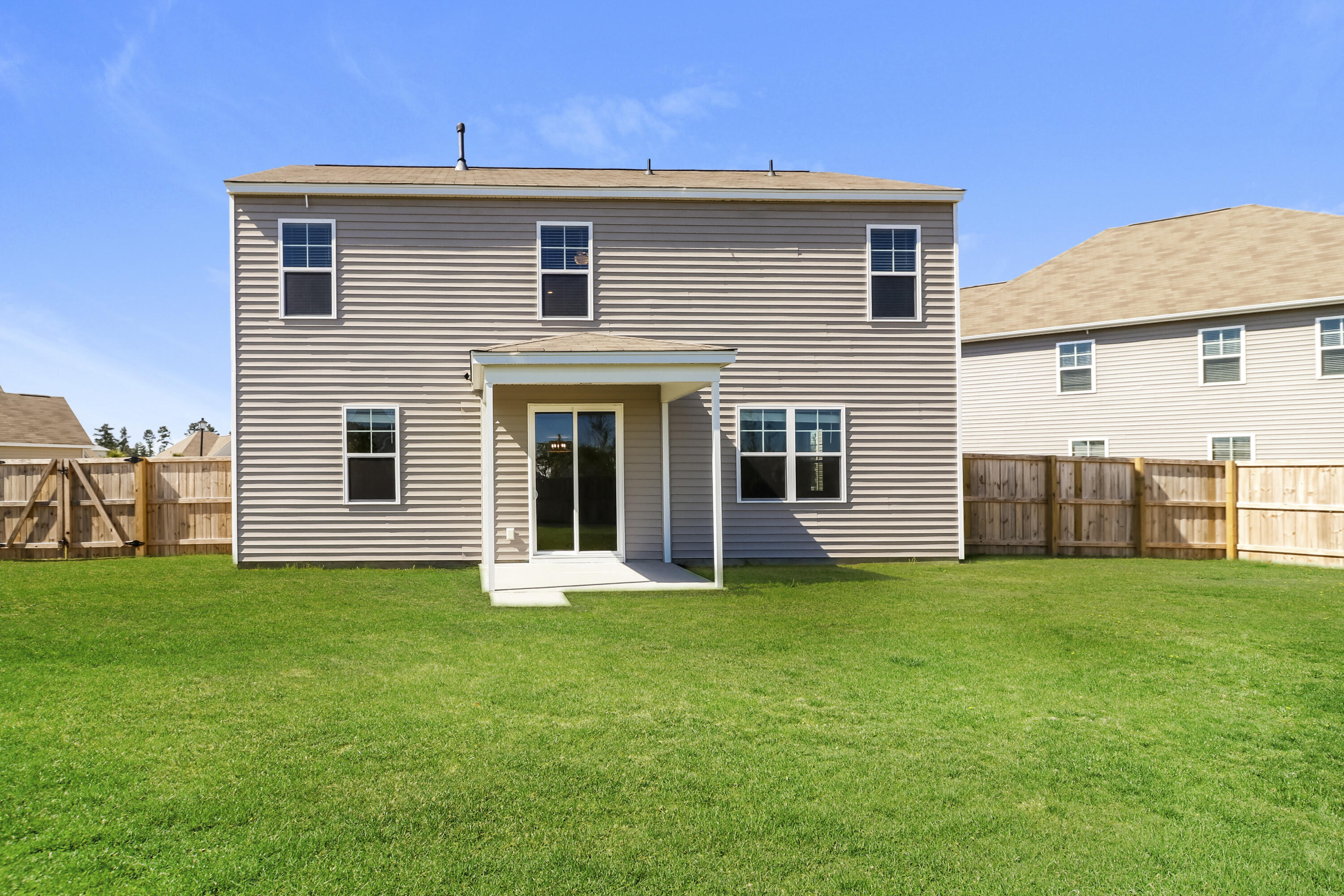 218 Rhodes Court Summerville, SC 29486 - Photo 14 of 14 1006263.218 Rhodes Court - Rear View (1)