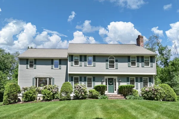 $1,399,900 | 19 Knollcrest Drive, Andover, MA 01810