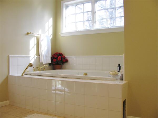 28 Wayside Road Westborough, MA 01581 - Photo 20 of 30 Gallery Image 20