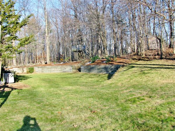 28 Wayside Road Westborough, MA 01581 - Photo 29 of 30 Gallery Image 29