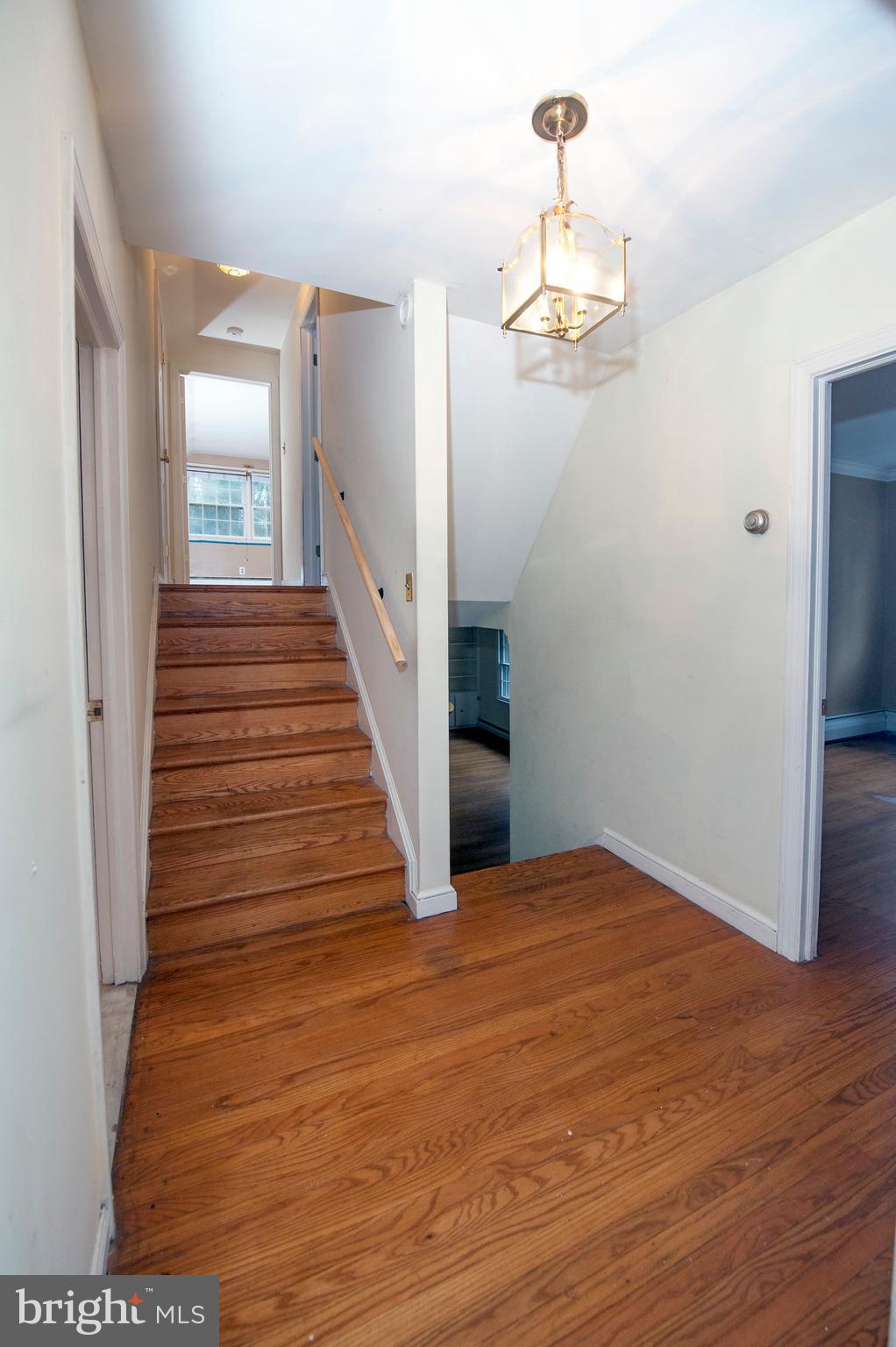 468 Upper Weadley Road Wayne, PA 19087 - Photo 7 of 34