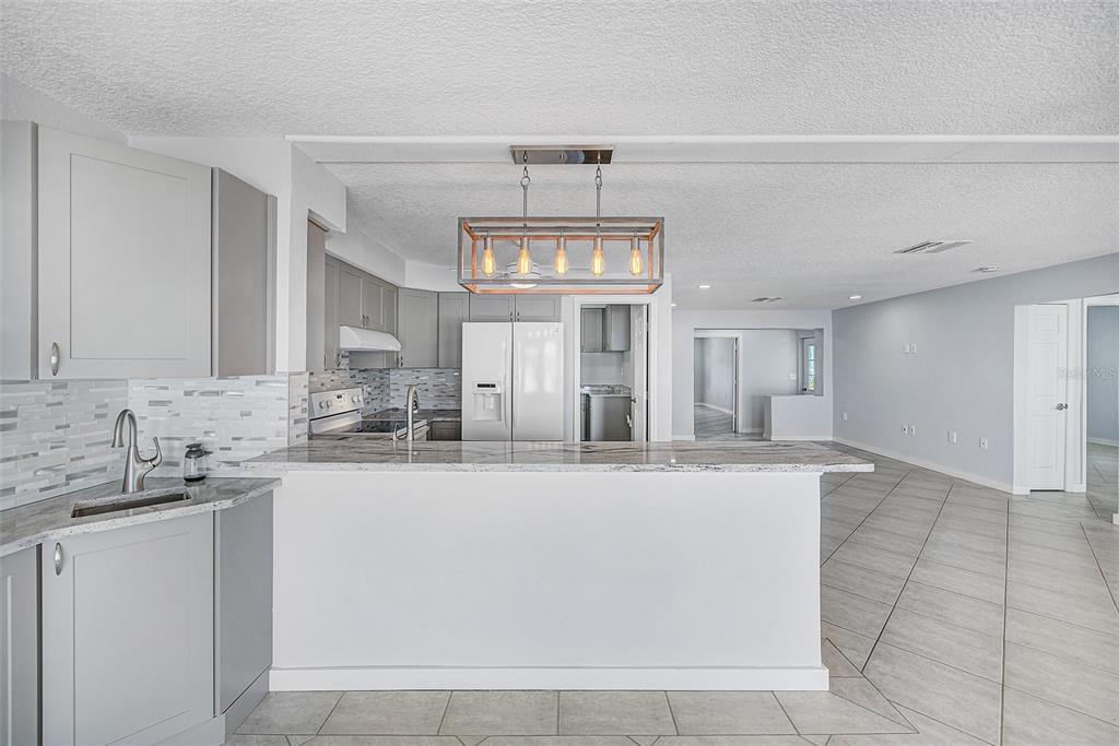 857 180th Avenue East Redington Shores, FL 33708 - Photo 16 of 27