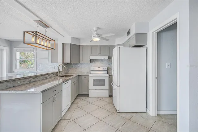 $4,350 | 857 180th Avenue East, Redington Shores, FL 33708