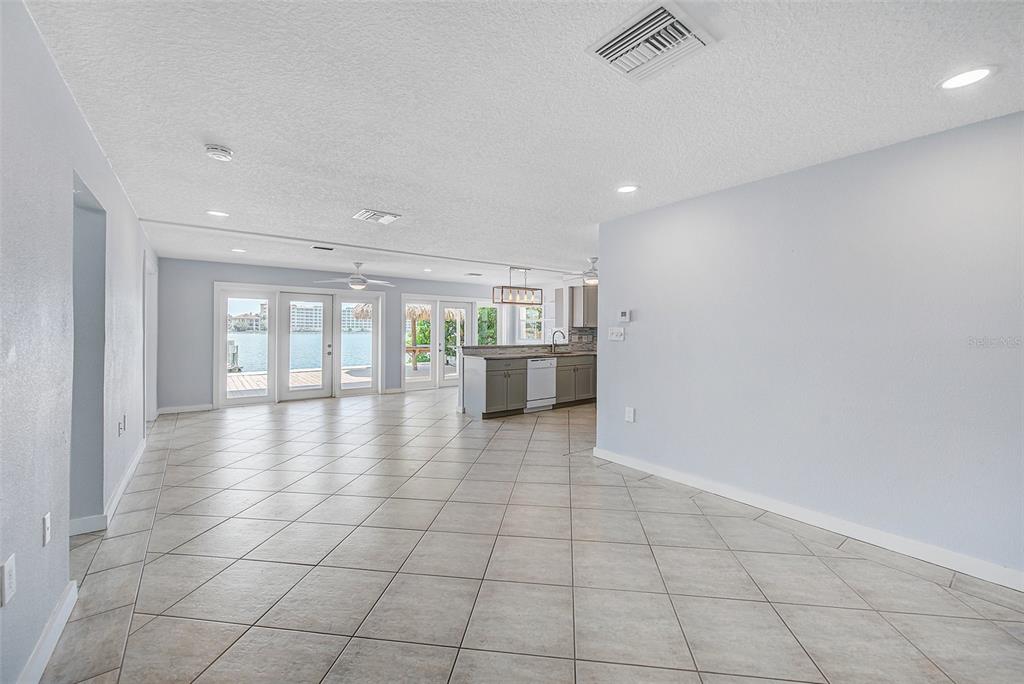 857 180th Avenue East Redington Shores, FL 33708 - Photo 9 of 27