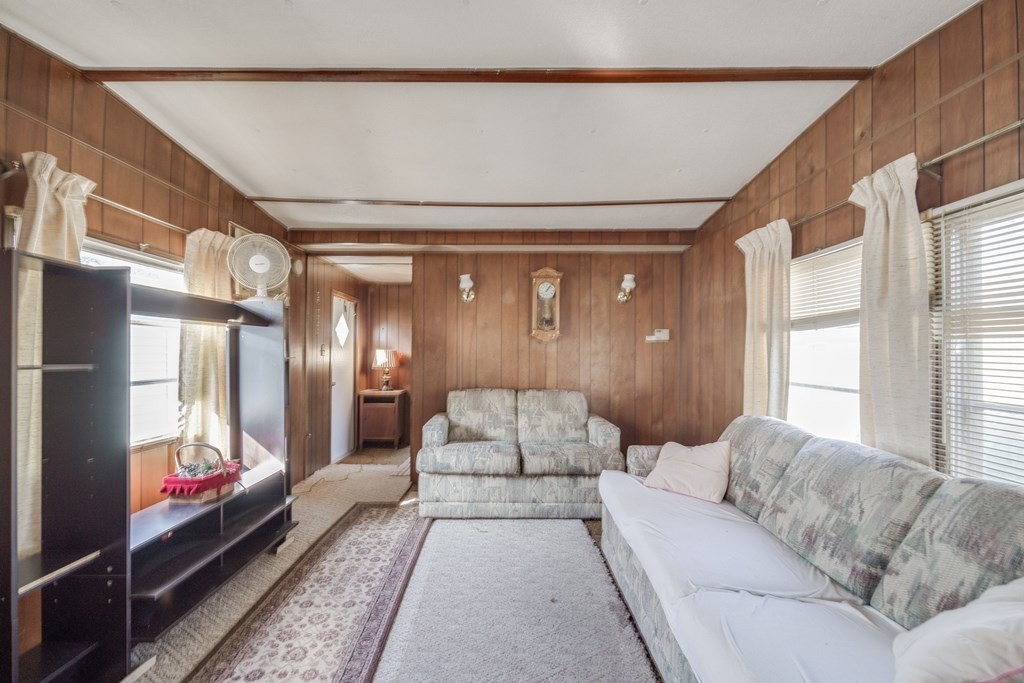 1760 Westover Road, Unit 60 Chicopee, MA 01020 - Photo 15 of 24 Gallery Image 15