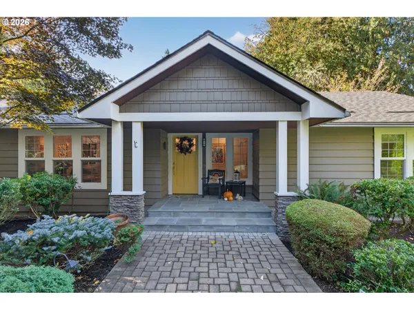 $1,399,999 | 18665 Trillium Drive, West Linn, OR 97068