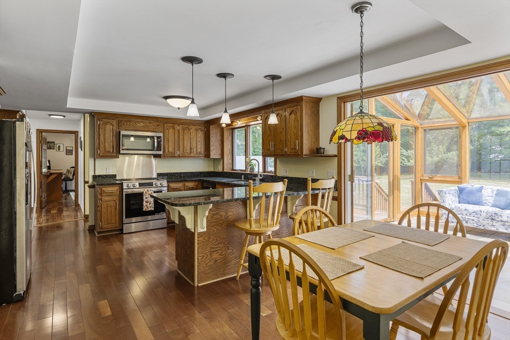 63 Teresa Road Hopkinton, MA 01748 - Photo 13 of 41 Gallery Image 13