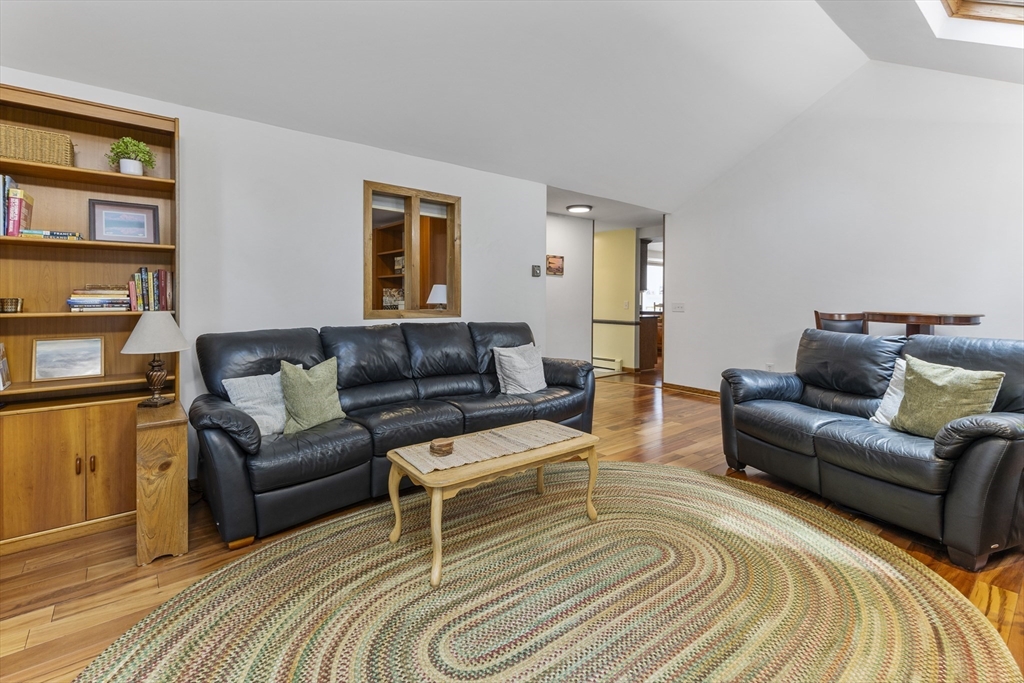 63 Teresa Road Hopkinton, MA 01748 - Photo 20 of 41 Gallery Image 20